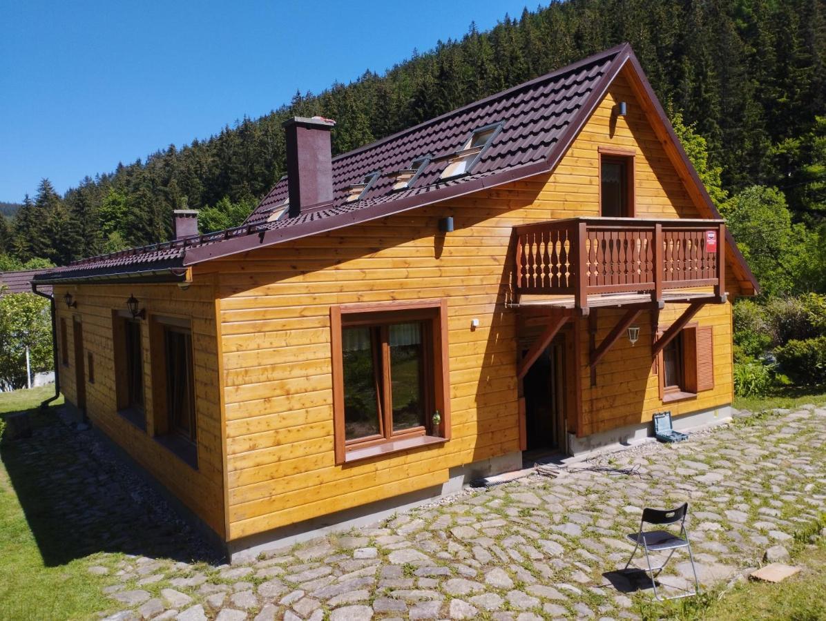 Dom Caloroczny Jozefinka W Karkonoszach Villa Kowary Exterior foto